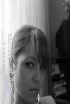Žametna Eva Escort Kranj