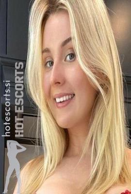 BlondieMe